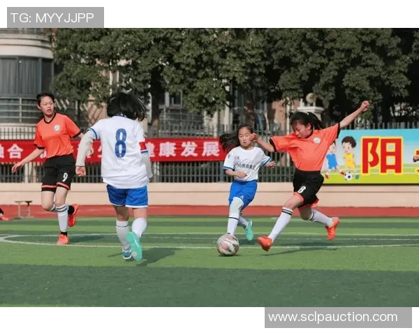 临海小学足球明星的成长之路与梦想追逐的精彩故事 临海小学足球明星的成长之路与梦想追逐的精彩故事