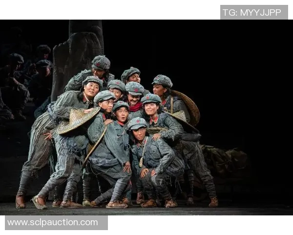 在足球黄昏的余晖中追寻梦想与激情的交响曲 在足球黄昏的余晖中追寻梦想与激情的交响曲