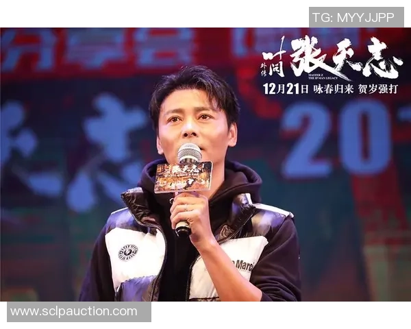 足球场上的伤痛与坚持：运动员背后的故事与心路历程